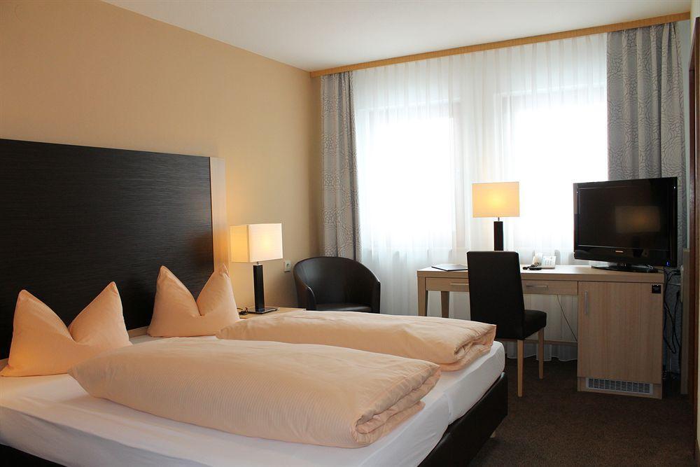 Sindersdorfer Hof Hotell Hilpoltstein Exteriör bild